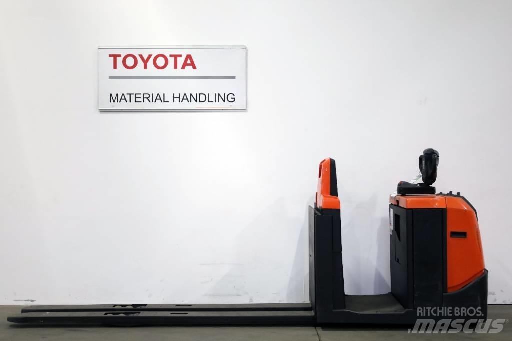 Toyota OSE 250 低架裝載機