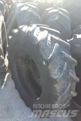 Pneu 12.4R24 輪胎、車輪和輪圈
