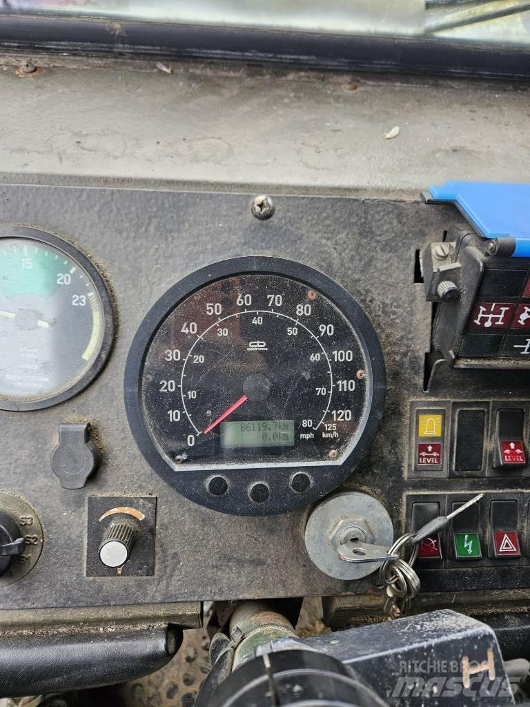 Liebherr UM 109 FKL 小型起重機