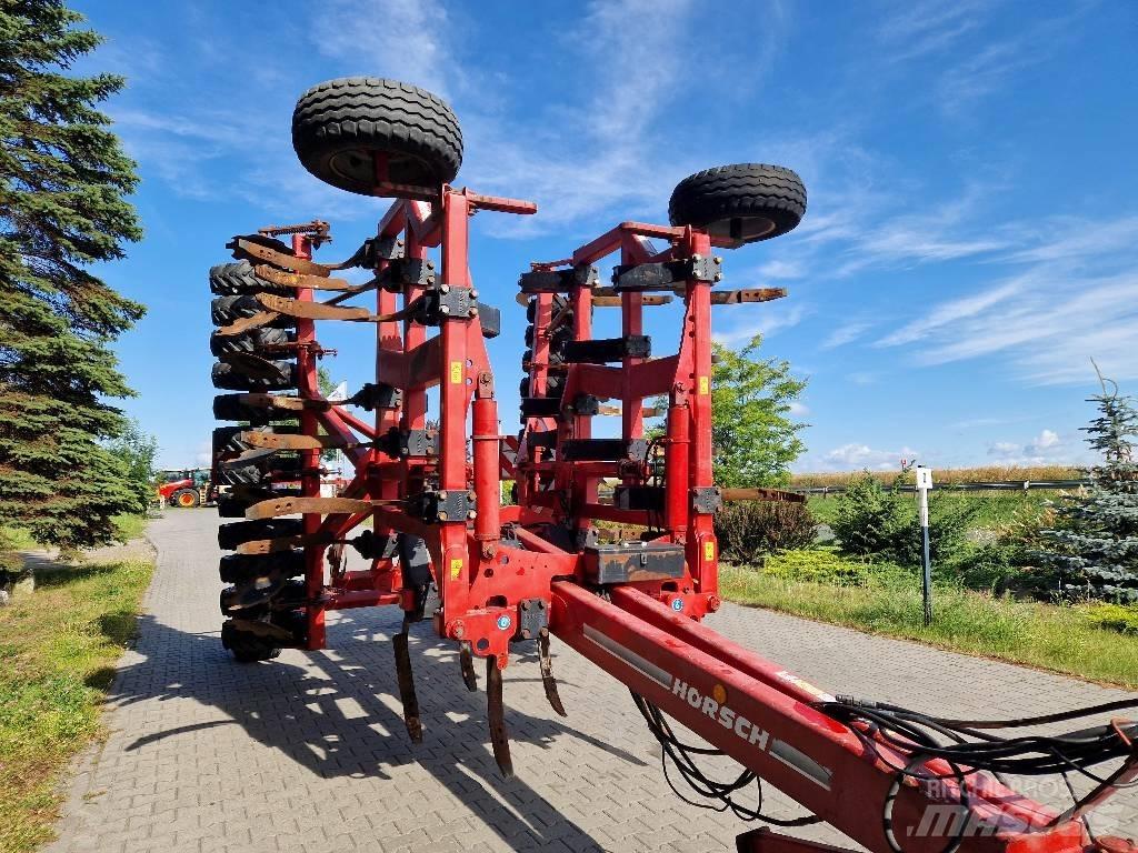 Horsch Terrano 6 FX 中耕管理機