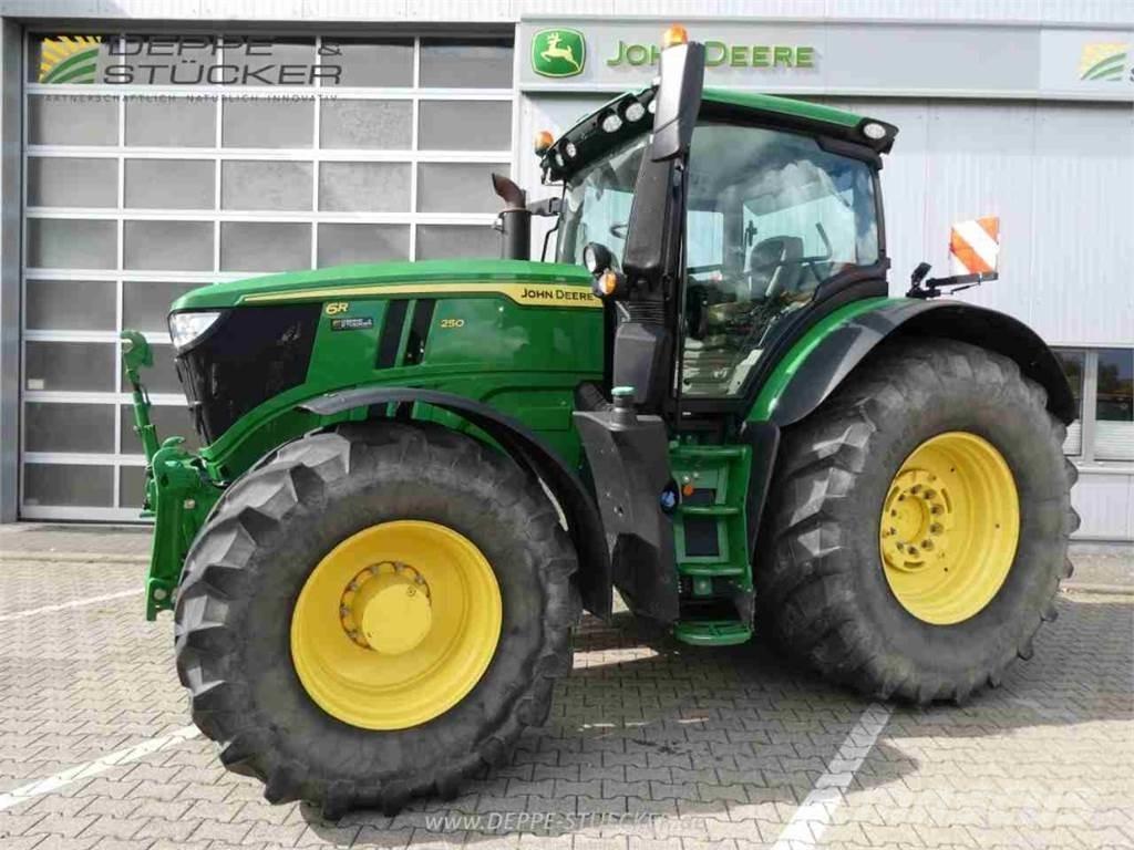 John Deere 6R 250 曳引機