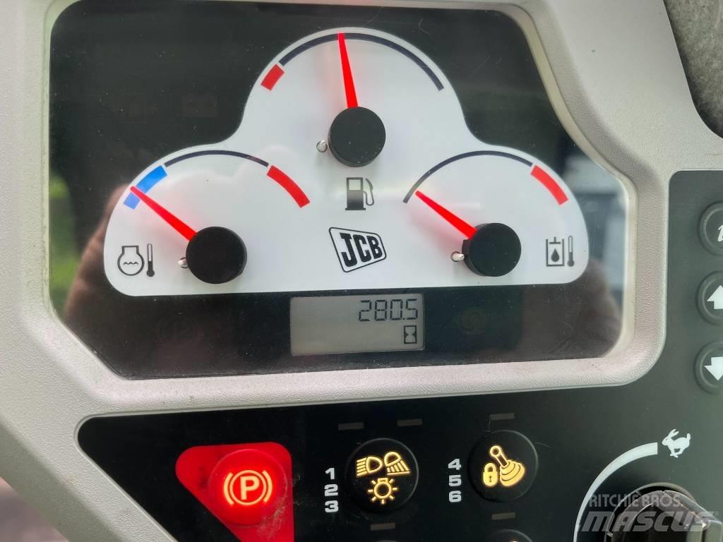 JCB 300 T 滑移轉向裝載機