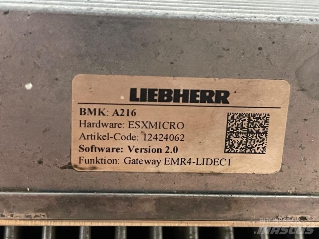 Liebherr A 910 電子設備