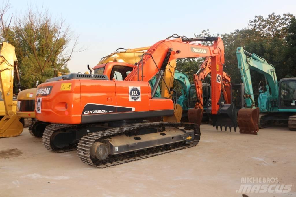 Doosan dx225 履帶式 挖土機/掘鑿機/挖掘機