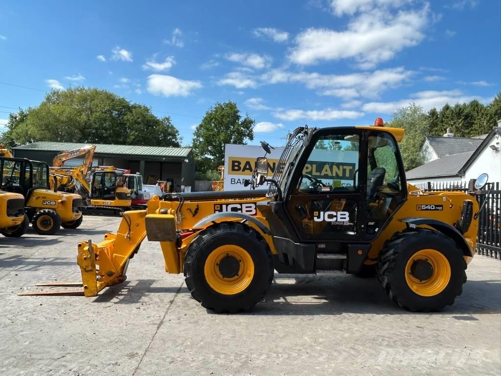 JCB 540-140 伸縮臂操作車