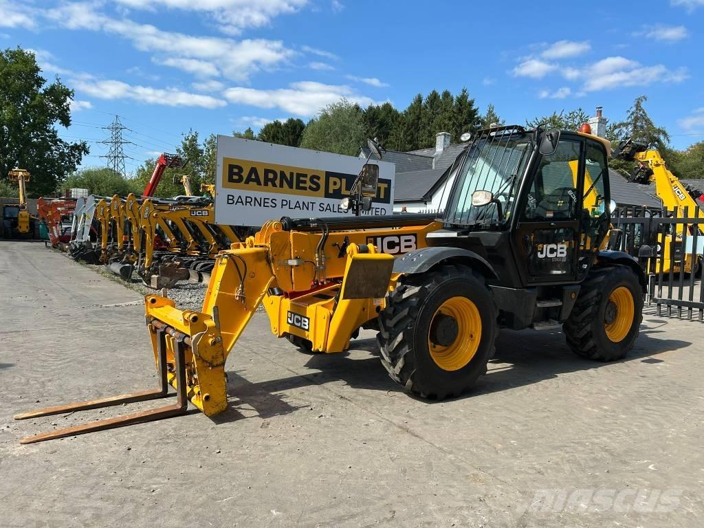 JCB 540-140 伸縮臂操作車