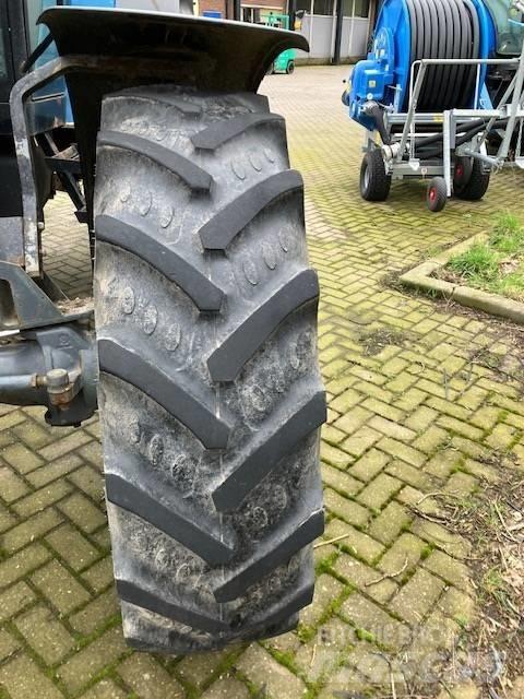 BKT cultuurwielen 輪胎、車輪和輪圈