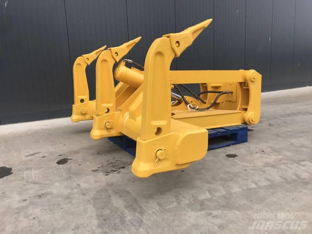Komatsu D61 鬆土機