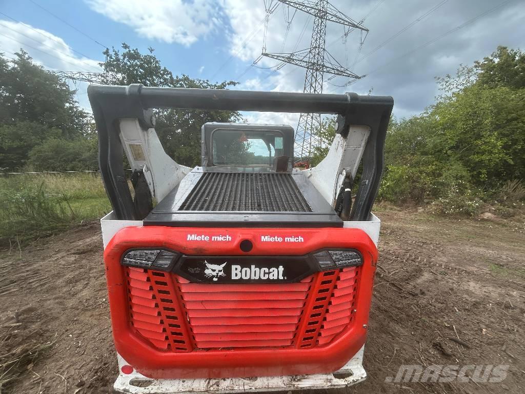 Bobcat T76 推土機