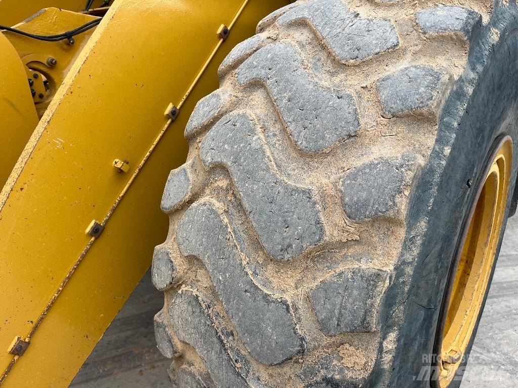 CAT 950 M 小型裝載機
