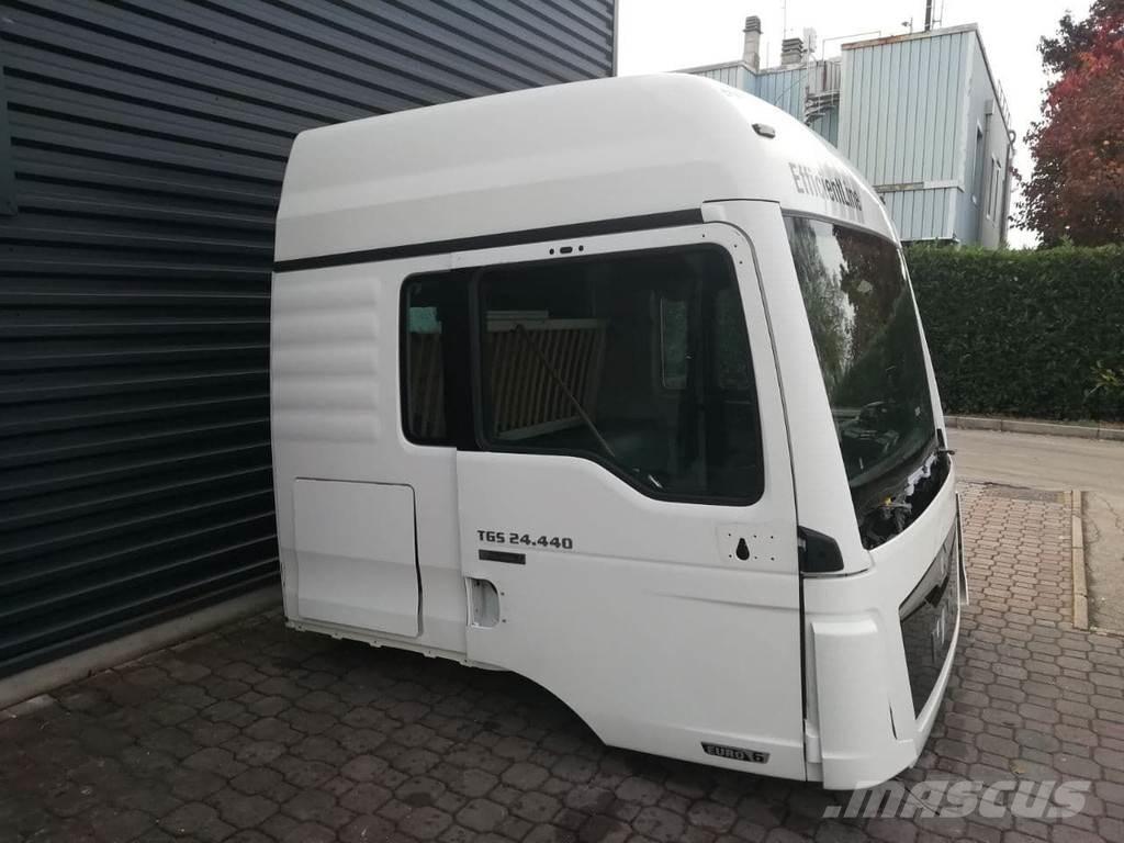 MAN TGS LX EURO 6 駕駛室與內部