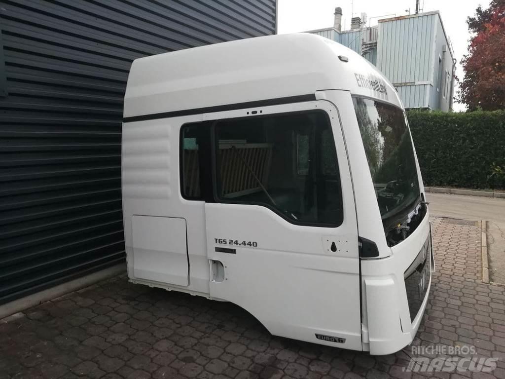 MAN TGS LX EURO 6 駕駛室與內部