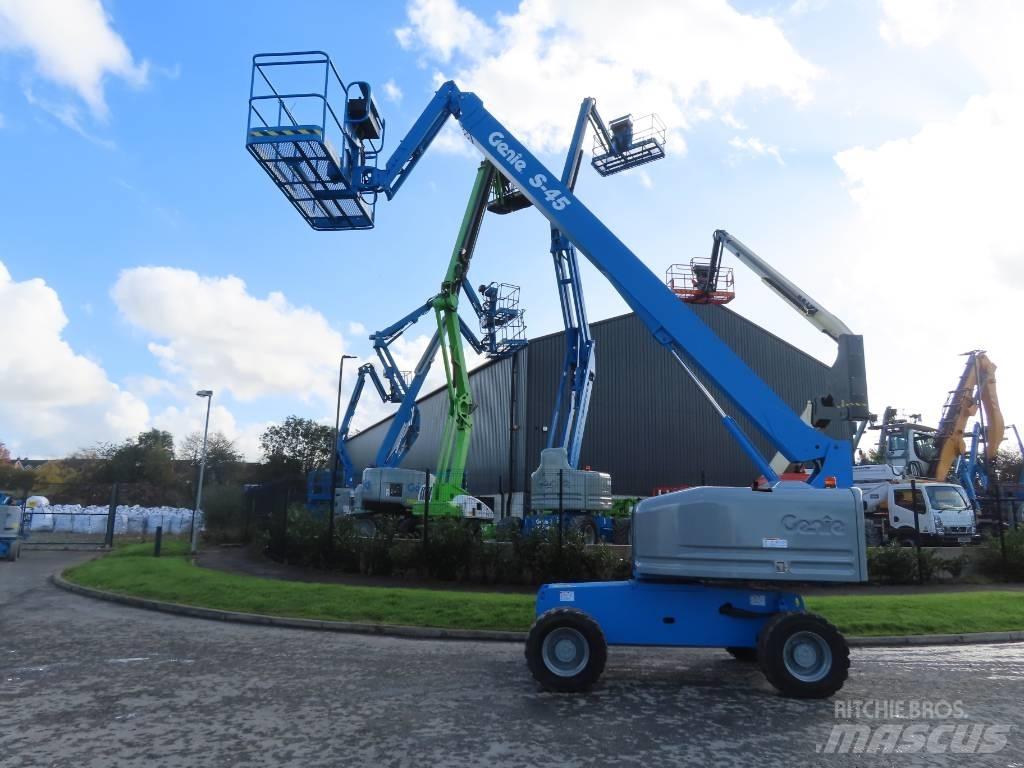 Genie S 45 伸縮臂高空作業車