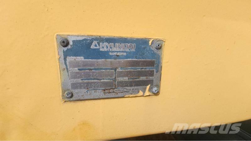 Hyundai HC 25 履帶式起重機