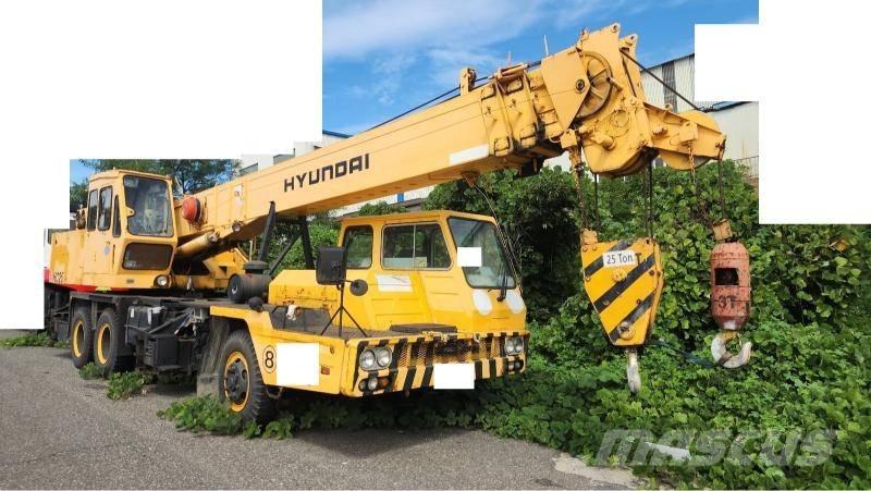 Hyundai HC 25 履帶式起重機