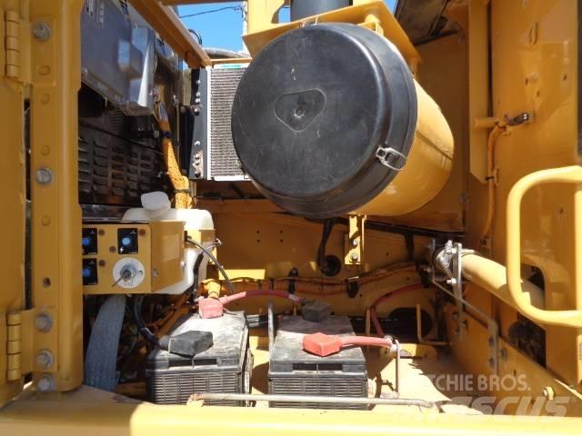 CAT 330 D L 履帶式 挖土機/掘鑿機/挖掘機