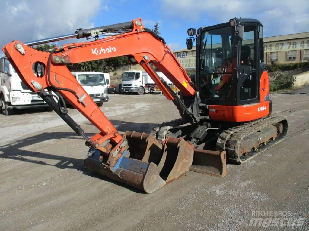 Kubota U 48-4 小型挖土機/掘鑿機<7t(小型挖掘機)