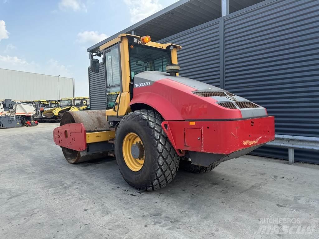 Volvo SD135B 單輪滾壓機