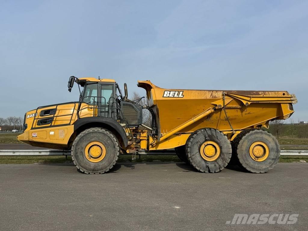Bell B45E 6x6 鉸接式起吊車