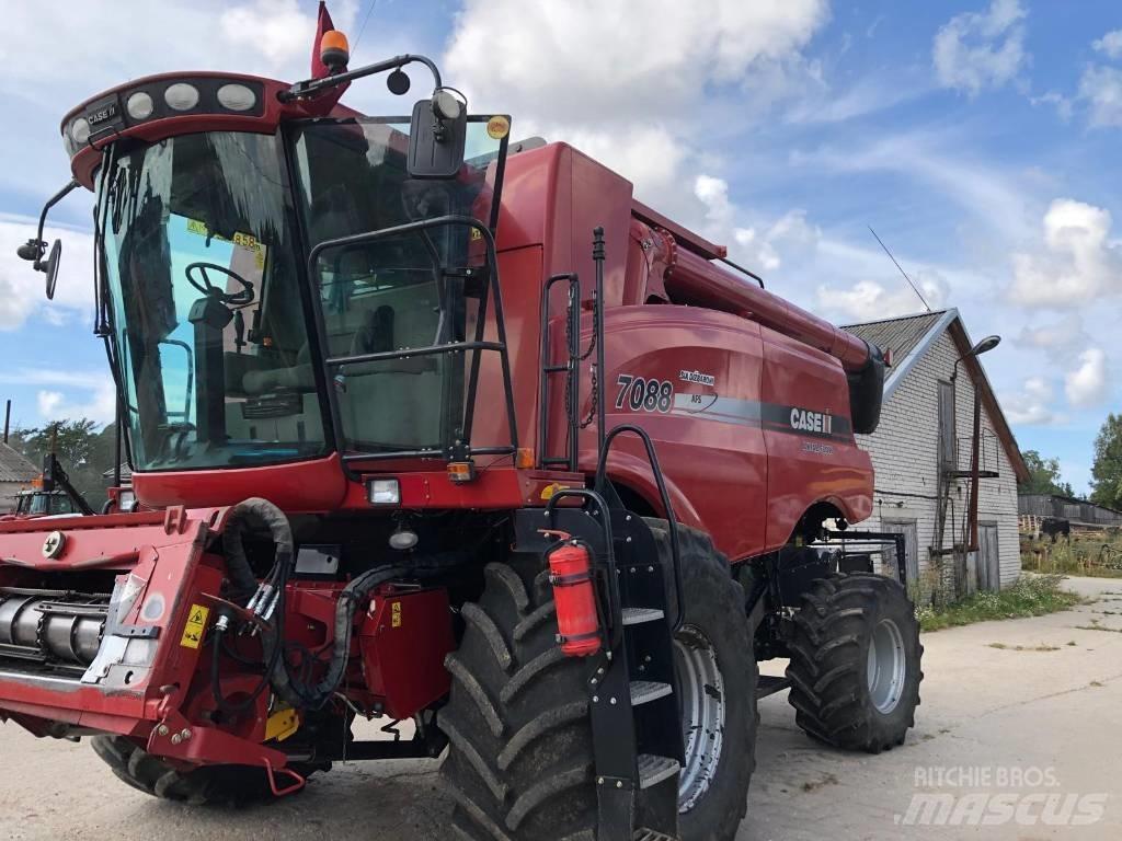 CASE AF7088 聯合收穫機