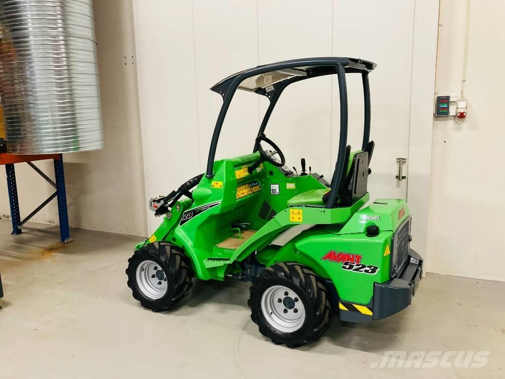 Avant 523 小型裝載機