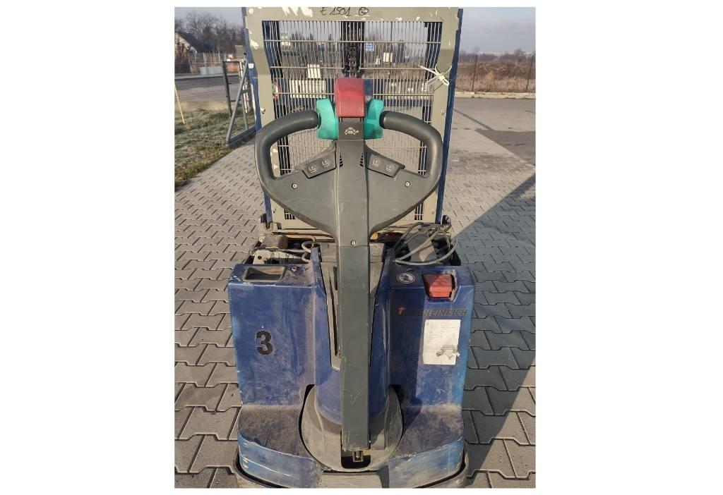 Jungheinrich EJD 220 行走控制式堆積機