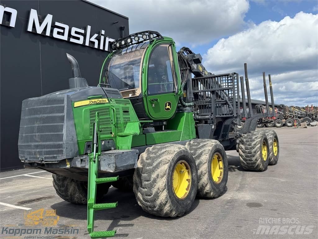John Deere 1210G 集運機