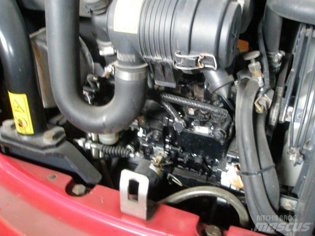 Takeuchi TB23R 小型挖土機/掘鑿機<7t(小型挖掘機)