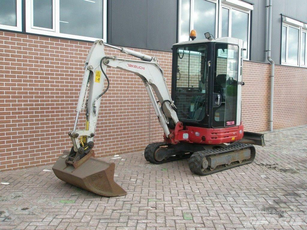 Takeuchi TB23R 小型挖土機/掘鑿機<7t(小型挖掘機)