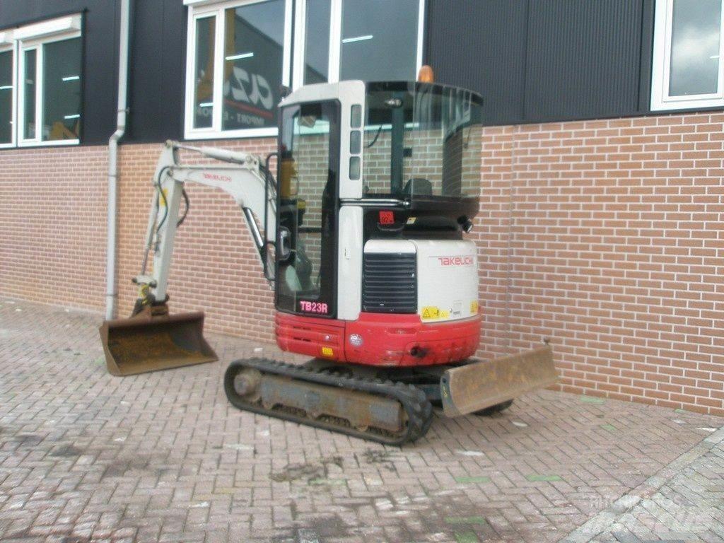 Takeuchi TB23R 小型挖土機/掘鑿機<7t(小型挖掘機)