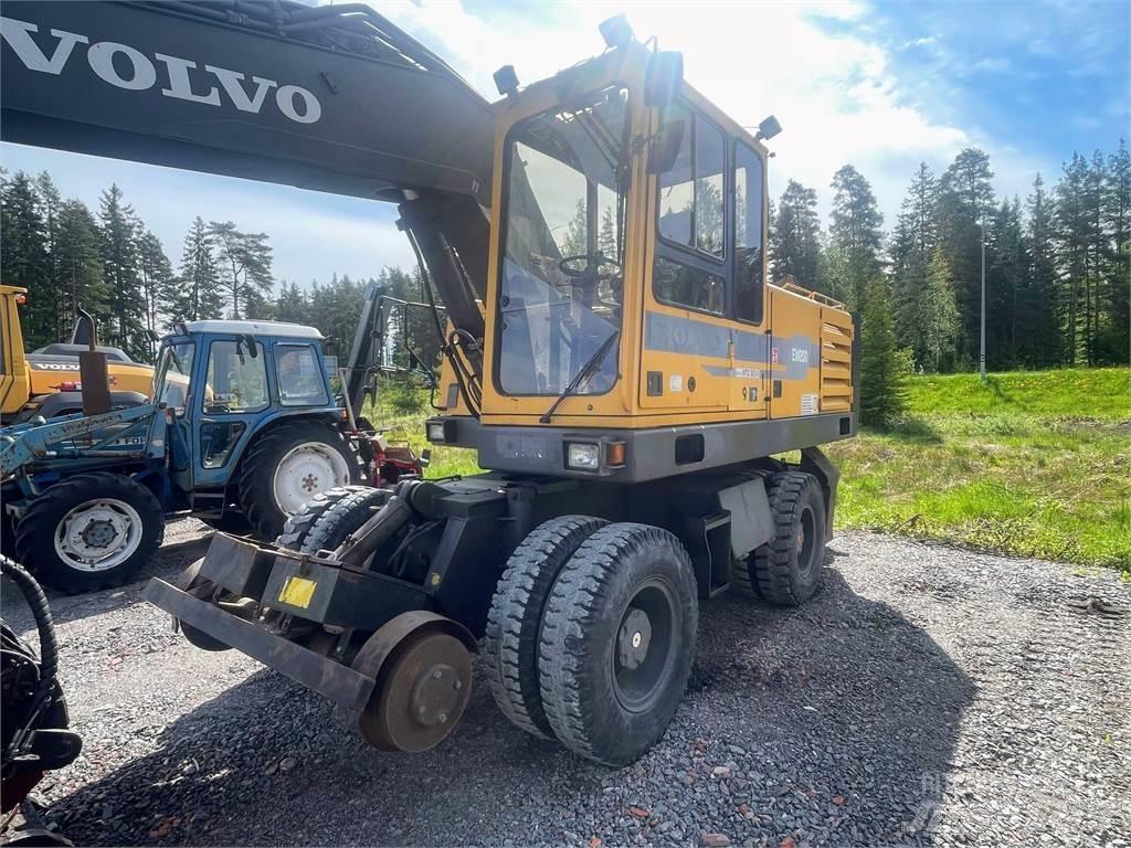 Volvo EW 200 4x4 旋轉式挖土機/掘鑿機/挖掘機