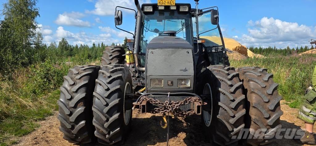 Valmet 8750 曳引機