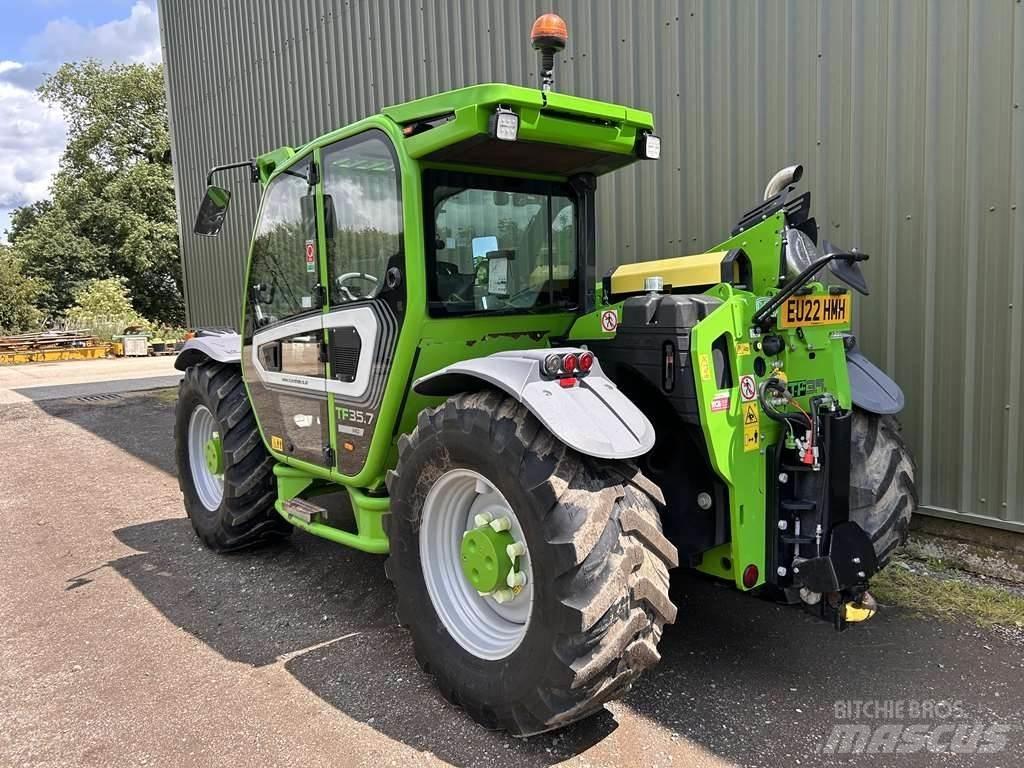 Merlo TF35.7-140 伸縮臂操作車