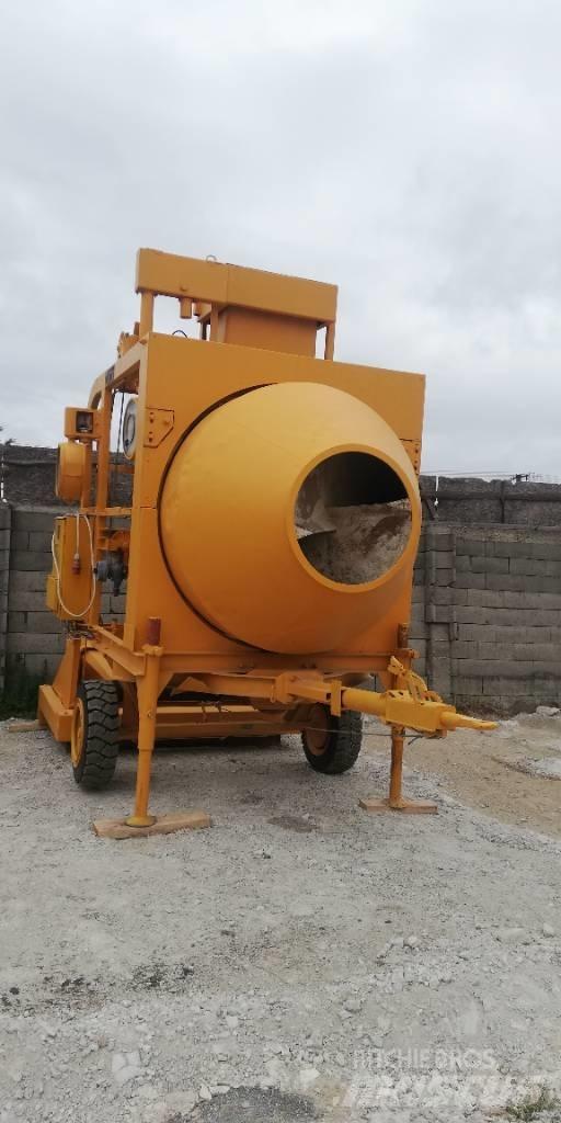 Liebherr RMA 500/750 混凝土/砂漿拌合機