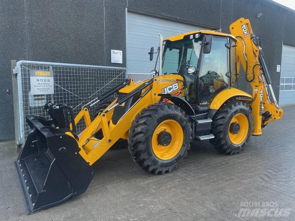 JCB 4CX Pro 反鏟裝載機