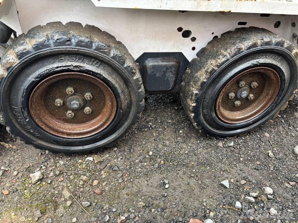 Bobcat S 70 滑移轉向裝載機