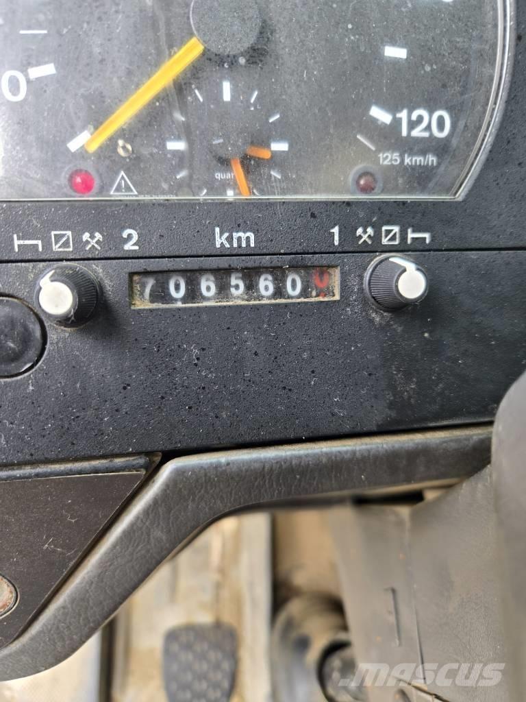 Mercedes-Benz 2638 傾卸式卡車