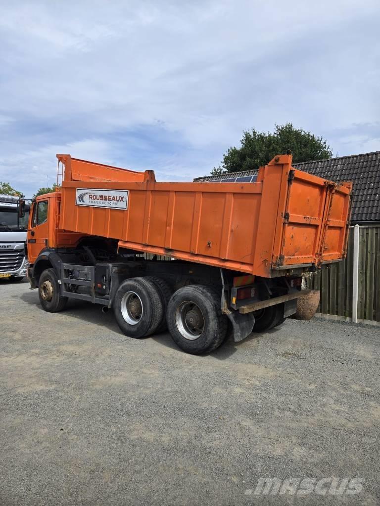 Mercedes-Benz 2638 傾卸式卡車
