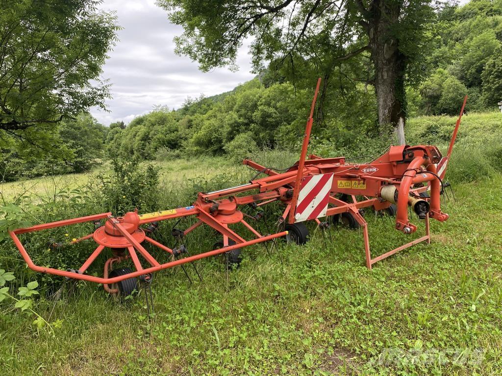 Kuhn GF6301MH 耙與翻草機