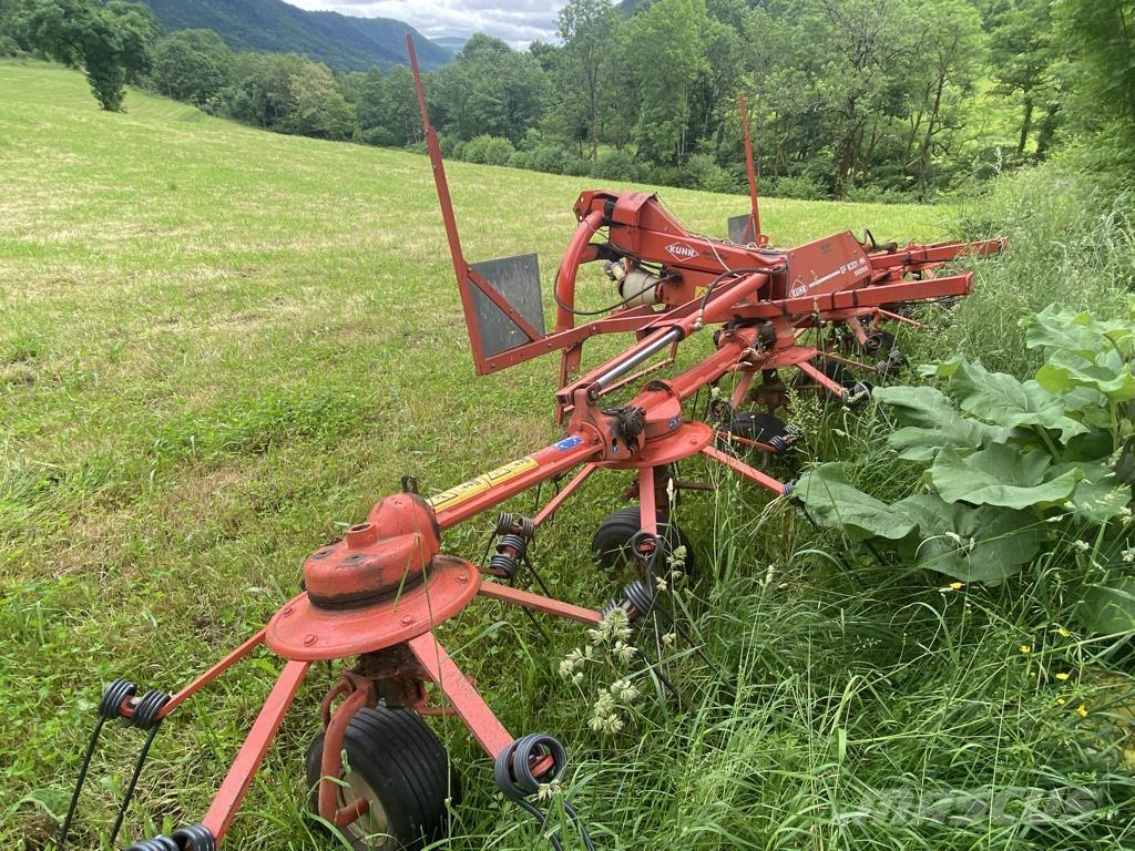 Kuhn GF6301MH 耙與翻草機