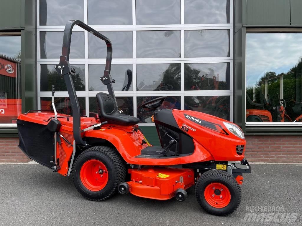 Kubota GR 2120 騎乘式割草機