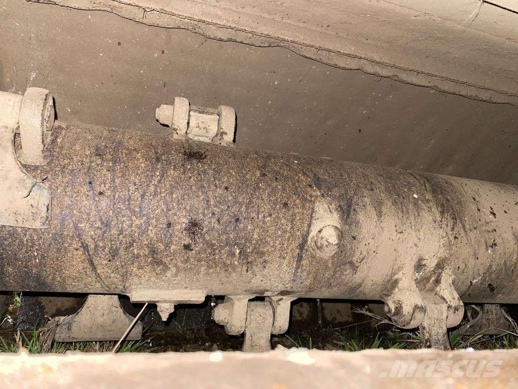 Kuhn VKM 280 破碎機