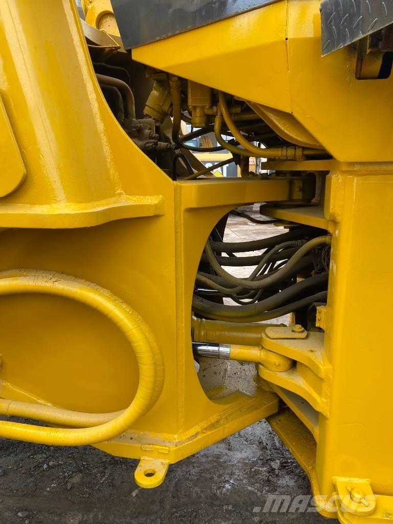 Komatsu WA 470-3 輪胎式裝載機