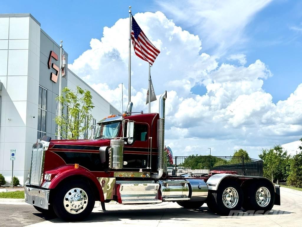 Kenworth W900 曳引機組件