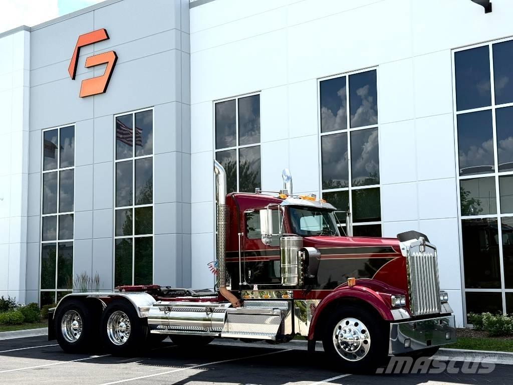Kenworth W900 曳引機組件