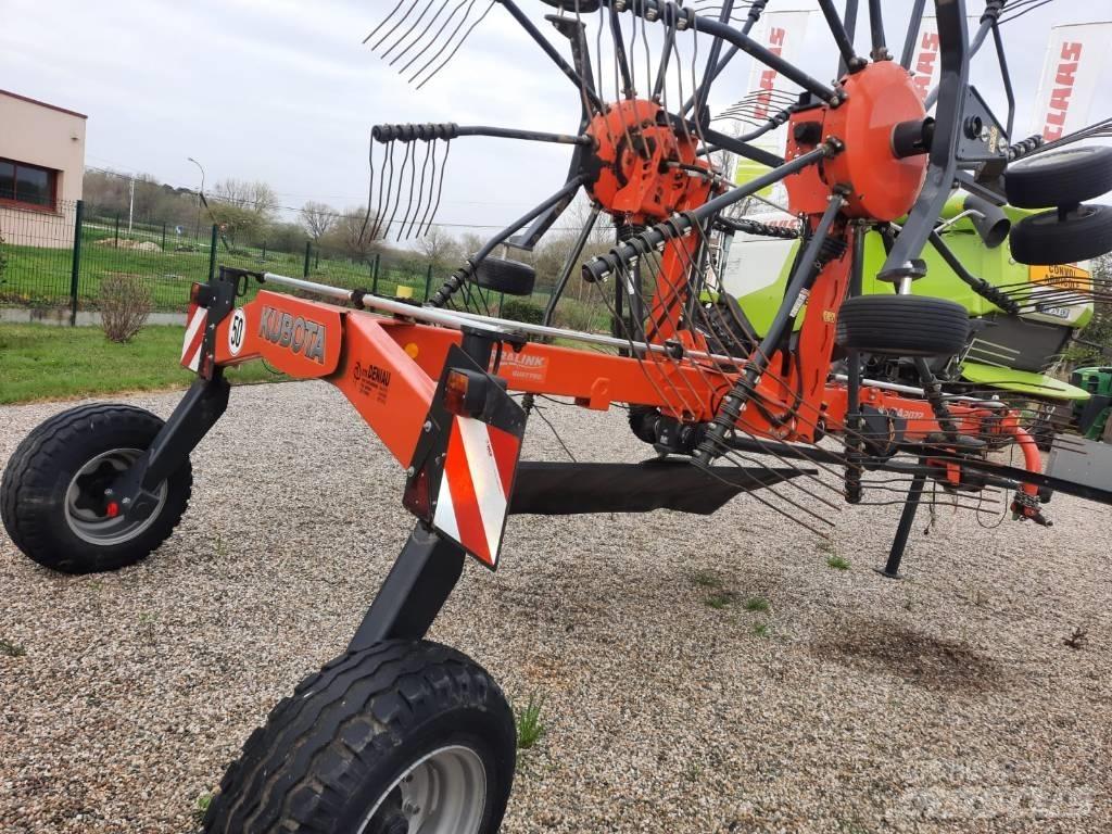 Kubota RA2072 耙與翻草機