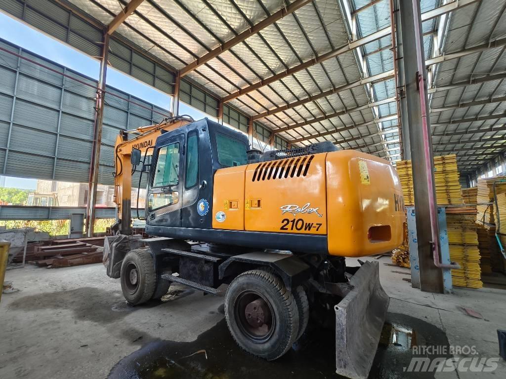 Hyundai R210w-7 旋轉式挖土機/掘鑿機/挖掘機