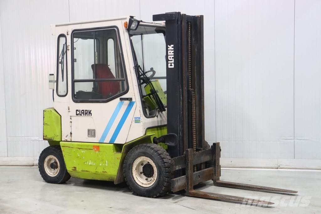 Clark DPM20N 柴油卡車