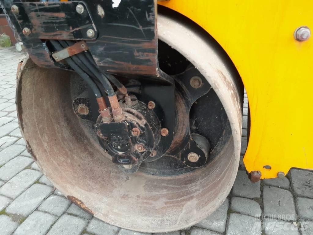 JCB VMT 260-120 雙輪滾壓機