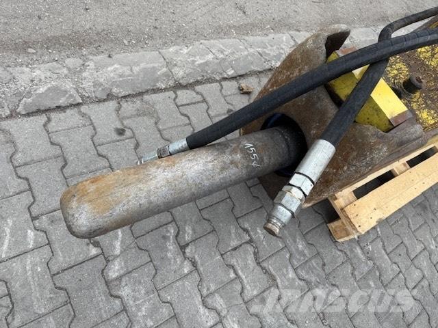 Soosan 121 Breaker 鐵鎚/碎石機
